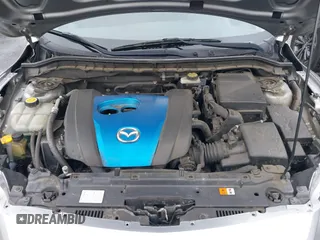 2013 Mazda 3 i Touring z VIN JM1BL1VP9D1776008, wystawiony jako IAAI lot #42185317 z przebiegiem 174 085 mil mil oraz . Historia ofert i sprzedaży dostępna na DreamBid. Obrazek 10.