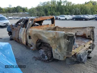 2022 Chevrolet Silverado 3500HD High Country with VIN 1GC4YVEY4NF233535, listed as a Copart auction lot 72358654 with 0 mi miles and Salvage Title. Bid and sale history available at carsss.com. Image 2.