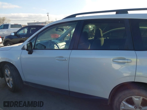 2014 Subaru Forester 2.5i Premium with VIN JF2SJACC4EG515701, listed as a IAAI auction lot 41872627 with 218,146 mi miles. Bid and sale history available at carsss.com. Image 14.