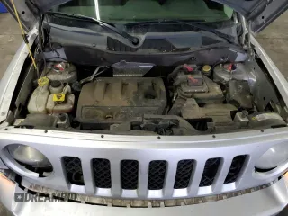 2011 Jeep Patriot Latitude X with VIN 1J4NF4GB1BD173681, listed as a Copart auction lot 45923325 with 119,732 mi miles and Salvage Title. Bid and sale history available at DreamBid. Image 11.