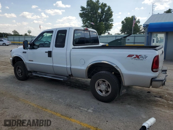 2004 Ford Super Duty F-250 XL with VIN 1FTNX21P14EC94526, listed as a Copart auction lot 71207774 with 176,238 mi miles and Salvage Title. Bid and sale history available at carsss.com. Image 2.
