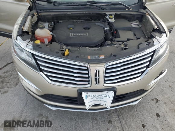 2017 Lincoln MKC Reserve with VIN 5LMCJ3C93HUL02501, listed as a Copart auction lot 52039435 with 77,052 mi miles and Salvage title. Bid and sale history available at DreamBid. Image 13.