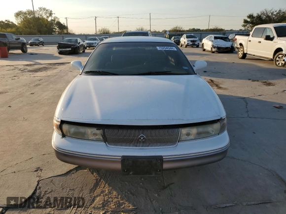 1994 Chrysler LHS z VIN 2C3ED56F7RH682200, wystawiony jako Copart lot #75204544 z przebiegiem 90 694 mil mil oraz Tytuł czysty. Historia ofert i sprzedaży dostępna na DreamBid. Obrazek 5.