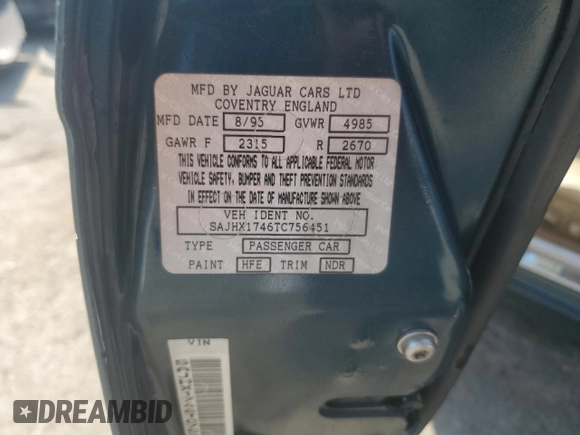 1996 Jaguar XJ z VIN SAJHX1746TC756451, wystawiony jako Copart lot #48991655 z przebiegiem 115 015 mil mil oraz Szkoda całkowita • Salvage title. Historia ofert i sprzedaży dostępna na DreamBid. Obrazek 14.