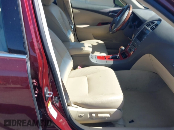2008 Lexus ES 330 z VIN JTHBJ46GX82179132, wystawiony jako IAAI lot #42064446 z przebiegiem 132 643 mil mil oraz . Historia ofert i sprzedaży dostępna na DreamBid. Obrazek 5.