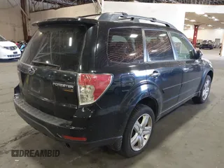 2010 Subaru Forester X Limited с VIN JF2SH6DC8AH728081, выставлен на аукционе IAAI как лот 42482473 с пробегом 150 511 миль миль и . История ставок и продаж доступна на DreamBid. Изображение 4.