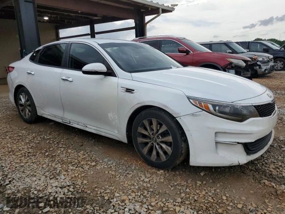 2017 Kia Optima LX z VIN 5XXGT4L36HG124383, wystawiony jako Copart lot #54276425 z przebiegiem 213 621 mil mil oraz Szkoda całkowita • Salvage title. Historia ofert i sprzedaży dostępna na DreamBid. Obrazek 4.