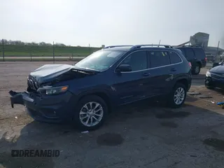 2019 Jeep Cherokee Latitude with VIN 1C4PJLCB2KD403788, listed as a IAAI auction lot 41934713 with 95,455 mi miles and . Bid and sale history available at DreamBid. Image 17.