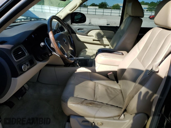 2007 GMC Yukon Denali с VIN 1GKFK63817J238800, выставлен на аукционе Copart как лот 58230625 с пробегом 245 661 миль миль и На запчасти • Non repairable. История ставок и продаж доступна на DreamBid. Изображение 7.