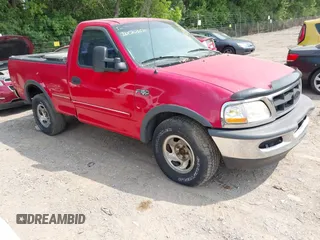 1998 Ford F-150 z VIN 2FTZF182XWCA20372, wystawiony jako IAAI lot #42420214 z przebiegiem 191 568 mil mil oraz . Historia ofert i sprzedaży dostępna na DreamBid. Obrazek 1.