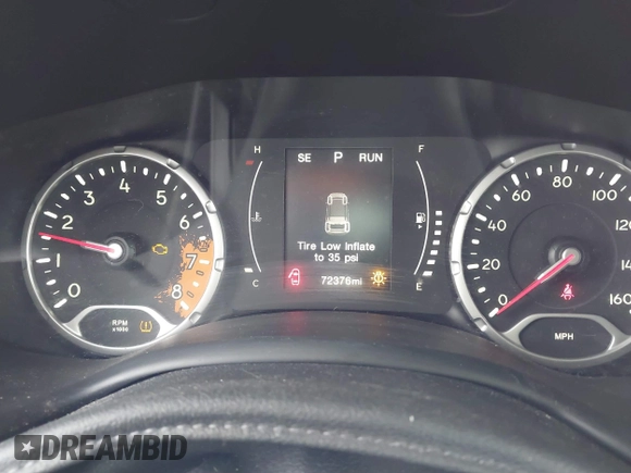 2017 Jeep Renegade Sport with VIN ZACCJBAB7HPE73406, listed as a IAAI auction lot 41721971 with 72,376 mi miles and . Bid and sale history available at carsss.com. Image 7.
