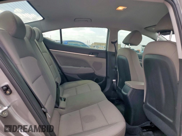 2020 Hyundai Elantra Value Edition z VIN KMHD84LF4LU031777, wystawiony jako Copart lot #53044235 z przebiegiem 50 364 mil mil oraz Czysty tytuł • Clean title. Historia ofert i sprzedaży dostępna na DreamBid. Obrazek 10.