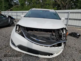 2018 Chrysler Pacifica Touring L z VIN 2C4RC1BG8JR287948, wystawiony jako Copart lot #59123235 z przebiegiem 80 145 mil mil oraz Szkoda całkowita • Salvage title. Historia ofert i sprzedaży dostępna na DreamBid. Obrazek 5.