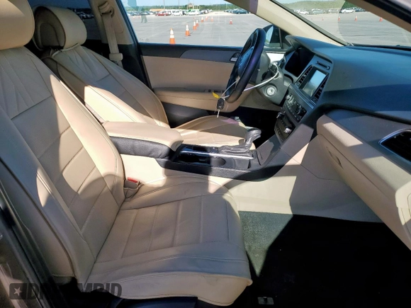 2017 Hyundai Sonata 2.4L with VIN 5NPE24AF2HH596141, listed as a Copart auction lot 54185105 with 113,180 mi miles and Salvage Title. Bid and sale history available at DreamBid. Image 7.