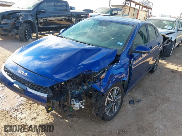 2024 Kia Forte LXS with VIN 3KPF24AD2RE749898, listed as a IAAI auction lot 41620623 with 4,378 mi miles and . Bid and sale history available at DreamBid. Image 6.