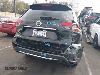 2019 Nissan Rogue SL with VIN 5N1AT2MT9KC749923, listed as a IAAI auction lot 41499939 with 39,193 mi miles and . Bid and sale history available at DreamBid. Image 16.