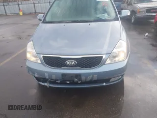 2014 Kia Sedona LX with VIN KNDMG4C79E6547589, listed as a IAAI auction lot 41724633 with 211,213 mi miles. Bid and sale history available at carsss.com. Image 6.