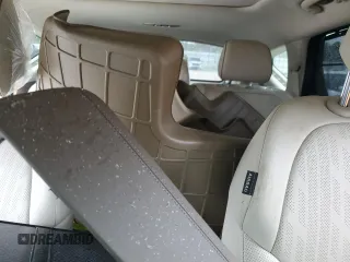2024 Genesis GV80 z VIN KMUHCESC9RU192200, wystawiony jako Copart lot #44565085 z przebiegiem Nie podano mil oraz Nie do naprawy • Non repairable. Historia ofert i sprzedaży dostępna na DreamBid. Obrazek 10.