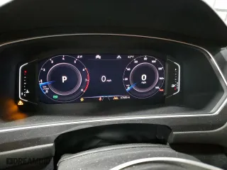 2020 Volkswagen Tiguan SEL Premium R-Line with VIN 3VV4B7AX5LM171670, listed as a Copart auction lot 43829125 with 67,685 mi miles and Salvage Title. Bid and sale history available at carsss.com. Image 9.