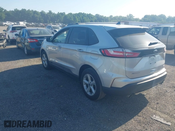 2019 Ford Edge SE with VIN 2FMPK3G98KBC64840, listed as a IAAI auction lot 42552435 with 70,391 mi miles and . Bid and sale history available at DreamBid. Image 3.
