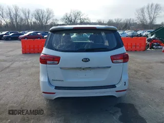 2018 Kia Sedona L with VIN KNDMA5C12J6386368, listed as a IAAI auction lot 38263325 with Not Provided miles and . Bid and sale history available at DreamBid. Image 15.