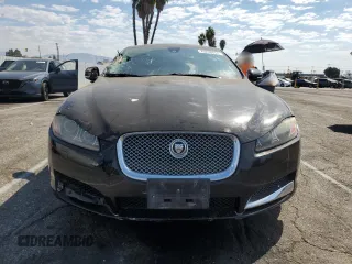 2013 Jaguar XF I4 RWD with VIN SAJWA0ES6DPS88882, listed as a Copart auction lot 70230634 with 84,496 mi miles and Salvage Title. Bid and sale history available at carsss.com. Image 5.