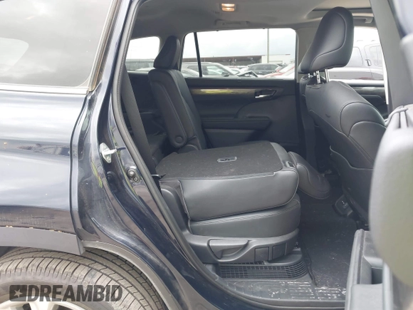 2020 Toyota Highlander Hybrid Limited with VIN 5TDYARAH3LS002884, listed as a IAAI auction lot 42457742 with 37,375 mi miles and . Bid and sale history available at DreamBid. Image 8.