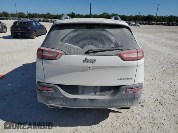 2018 Jeep Cherokee Limited z VIN 1C4PJLDX7JD573718, wystawiony jako Copart lot #83295024 z przebiegiem 102 479 mil mil oraz Nie do naprawy • Non repairable. Historia ofert i sprzedaży dostępna na DreamBid. Obrazek 6.