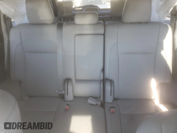 2018 Toyota Highlander Limited with VIN 5TDDZRFH2JS905959, listed as a Copart auction lot 89120965 with 75,621 mi miles and Salvage title. Bid and sale history available at DreamBid. Image 10.