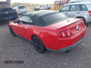 2010 Ford Mustang GT with VIN 1ZVBP8FH6A5112402, listed as a IAAI auction lot 42633347 with 153,349 mi miles and . Bid and sale history available at DreamBid. Image 3.