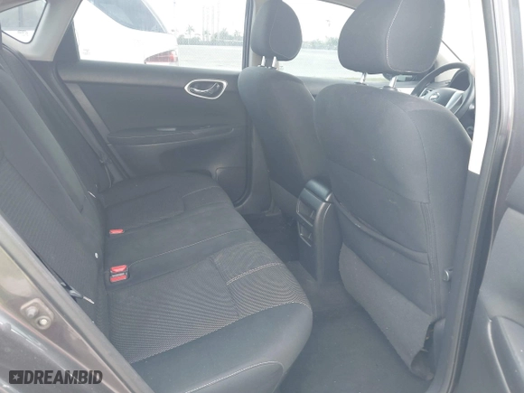2014 Nissan Sentra SR with VIN 3N1AB7AP0EY327405, listed as a IAAI auction lot 41634407 with 139,637 mi miles. Bid and sale history available at carsss.com. Image 8.
