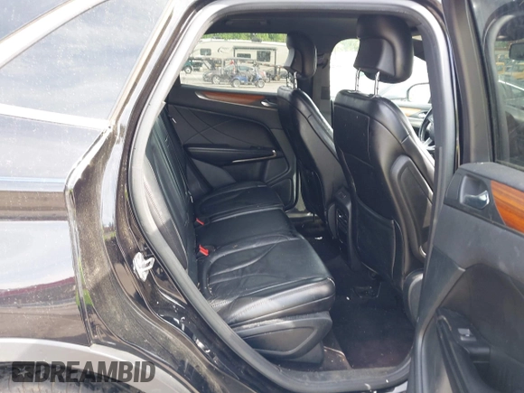 2017 Lincoln MKC Reserve with VIN 5LMTJ3DH9HUL21768, listed as a IAAI auction lot 42081970 with 84,798 mi miles and . Bid and sale history available at DreamBid. Image 8.