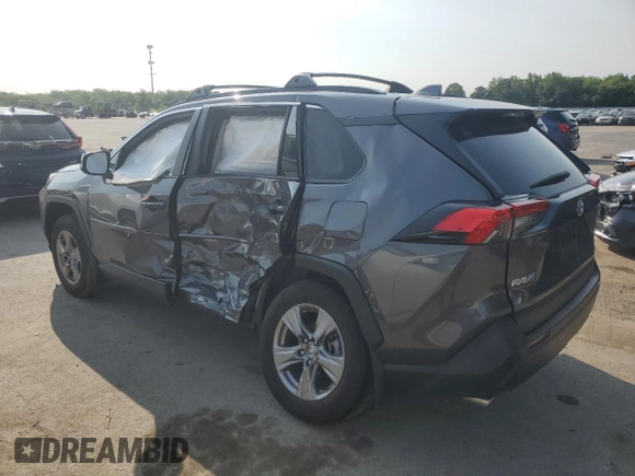 2024 Toyota RAV4 XLE with VIN 2T3P1RFV5RW410420, listed as a Copart auction lot 58900775 with 19,036 mi miles and Salvage title. Bid and sale history available at DreamBid. Image 2.