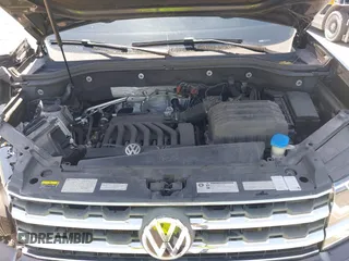 2018 Volkswagen Atlas SEL Premium with VIN 1V2NR2CA2JC567904, listed as a IAAI auction lot 42405371 with 113,662 mi miles and . Bid and sale history available at DreamBid. Image 10.