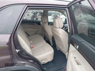 2015 Kia Sorento LX with VIN 5XYKTCA61FG568054, listed as a IAAI auction lot 41995522 with 229,631 mi miles. Bid and sale history available at carsss.com. Image 8.