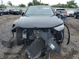 2025 Audi SQ5 Premium Plus with VIN WA1B4AFYXS2032116, listed as a Copart auction lot 60176795 with Not provided miles and Salvage title. Bid and sale history available at DreamBid. Image 5.