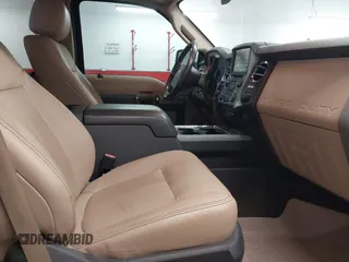 2015 Ford Super Duty F-250 SRW Lariat with VIN 1FT7W2BT1FED13599, listed as a IAAI auction lot 41987618 with 174,728 mi miles. Bid and sale history available at carsss.com. Image 5.