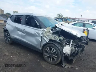 2020 Nissan Kicks SV с VIN 3N1CP5CV6LL493433, выставлен на аукционе IAAI как лот 42628480 с пробегом 123 798 миль миль и . История ставок и продаж доступна на DreamBid. Изображение 1.