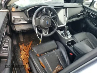 2020 Subaru Outback Limited z VIN 4S4BTANC9L3151118, wystawiony jako Copart lot #53000025 z przebiegiem Nie podano mil oraz Szkoda całkowita • Salvage title. Historia ofert i sprzedaży dostępna na DreamBid. Obrazek 8.