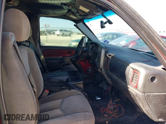 2003 Chevrolet Tahoe LS z VIN 1GNEK13Z73R127111, wystawiony jako IAAI lot #41830248 z przebiegiem Nie podano mil oraz . Historia ofert i sprzedaży dostępna na DreamBid. Obrazek 5.