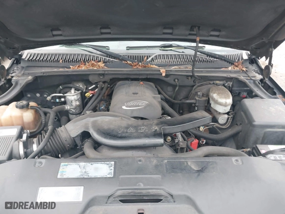 2003 Chevrolet Tahoe LT with VIN 1GNEC13Z93R296379, listed as a IAAI auction lot 41574575 with 301,567 mi miles. Bid and sale history available at carsss.com. Image 10.