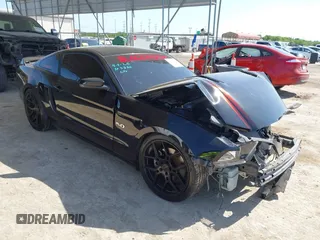 2014 Ford Mustang GT with VIN 1ZVBP8CF6E5309367, listed as a IAAI auction lot 42013913 with 147,786 mi miles and . Bid and sale history available at DreamBid. Image 1.