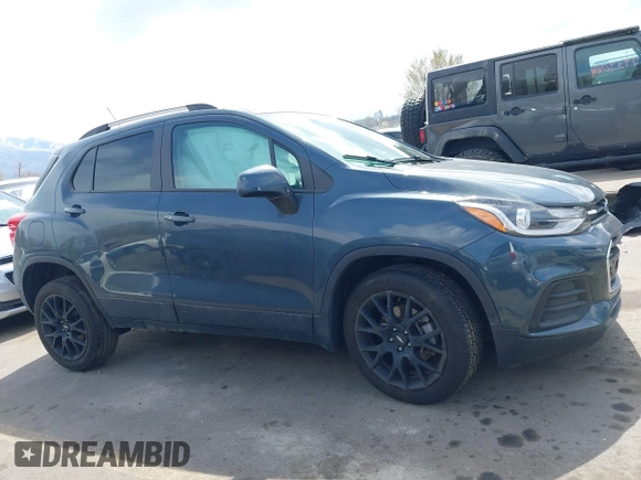 2022 Chevrolet Trax LT with VIN KL7CJPSM0NB528858, listed as a IAAI auction lot 41949198 with 48,810 mi miles and . Bid and sale history available at carsss.com. Image 13.