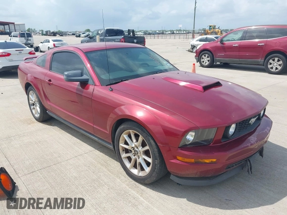 2007 Ford Mustang Deluxe with VIN 1ZVFT80N175279478, listed as a IAAI auction lot 42105526 with 167,176 mi miles. Bid and sale history available at carsss.com. Image 1.