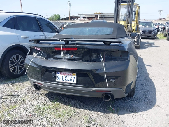 2018 Chevrolet Camaro 1LT with VIN 1G1FB3DS6J0167524, listed as a IAAI auction lot 41583079 with 98,089 mi miles. Bid and sale history available at carsss.com. Image 17.