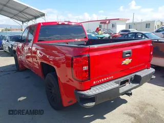 2015 Chevrolet Silverado 1500 LT with VIN 1GCRCREH5FZ260108, listed as a IAAI auction lot 41907415 with 115,089 mi miles. Bid and sale history available at carsss.com. Image 3.
