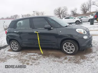 2018 FIAT 500L Pop with VIN ZFBCFAAH4JZ041009, listed as a IAAI auction lot 41213961 with 124,800 mi miles and . Bid and sale history available at DreamBid. Image 13.