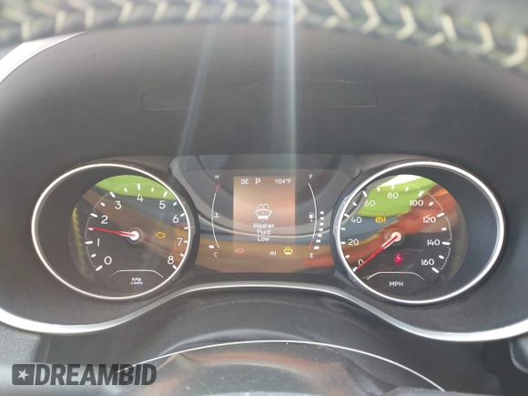 2020 Jeep Compass Latitude z VIN 3C4NJCBB0LT258657, wystawiony jako IAAI lot #42599084 z przebiegiem 29 997 mil mil oraz . Historia ofert i sprzedaży dostępna na DreamBid. Obrazek 7.