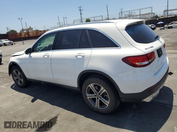 2018 Mercedes-Benz GLC 300 with VIN WDC0G4JB7JV020392, listed as a Copart auction lot 60997945 with 128,392 mi miles and Salvage title. Bid and sale history available at DreamBid. Image 2.