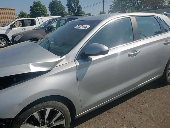 2020 Hyundai Elantra GT with VIN KMHH35LE8LU146038, listed as a Copart auction lot 70261154 with 27,662 mi miles and Salvage Title. Bid and sale history available at carsss.com. Image 11.